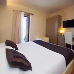 Dori Hotel 3*