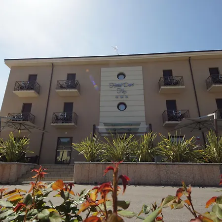 Dori מלון פסקיארה דל גארדה