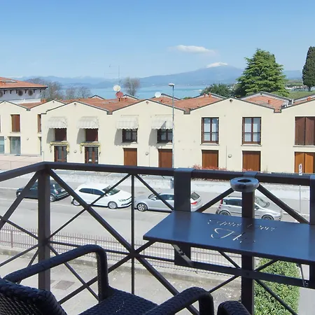 Dori Peschiera del Garda