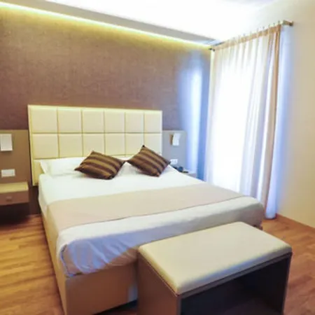 Dori Отель Пескьера-дель-Гарда