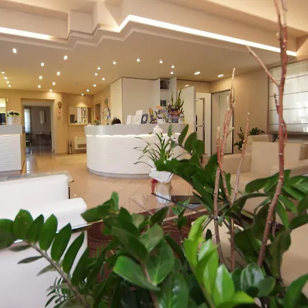 Hotel Dori