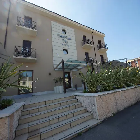 Dori Hotel 3*