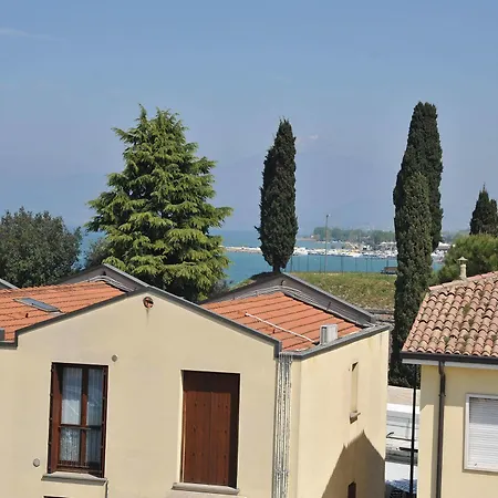 Dori Peschiera del Garda