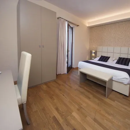 Dori Otel Peschiera del Garda