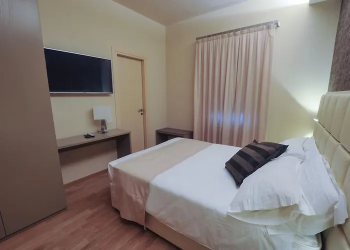 Dori 3* פסקיארה דל גארדה