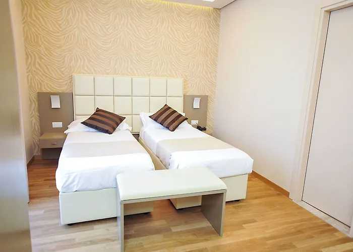 Dori 3* פסקיארה דל גארדה